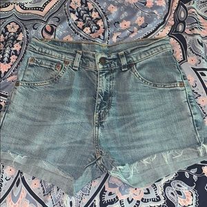 Levi’s original jean shorts